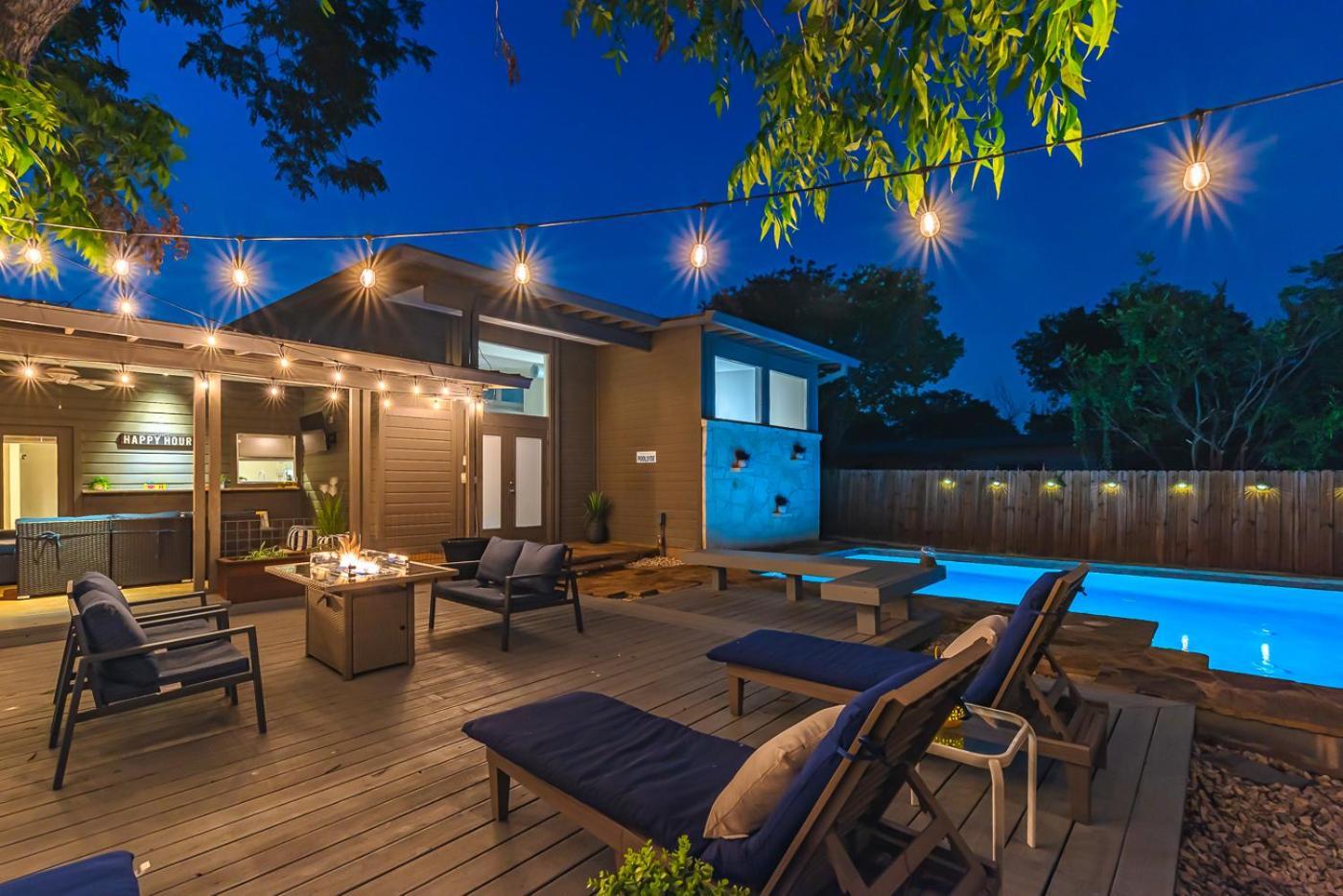 Serene Pool & Firepit In Stunning Home By Airport San Antonio Exterior photo